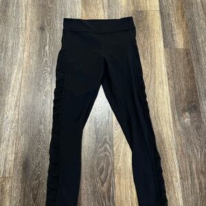 Lululemon Mesh Side Panel Leggings size 6